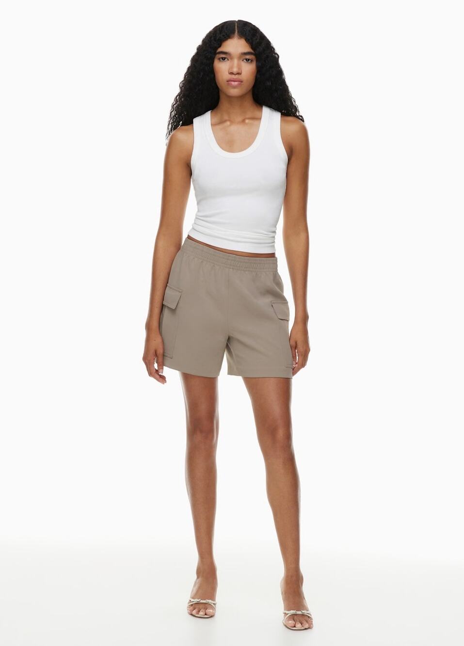Aritzia Wilfred Highlight Cargo Shorts Modern Taupe Size Medium